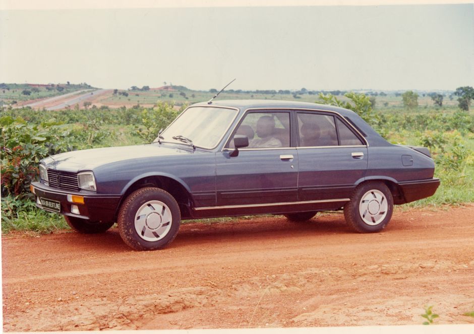 Les dernières Peugeot 504 africaines