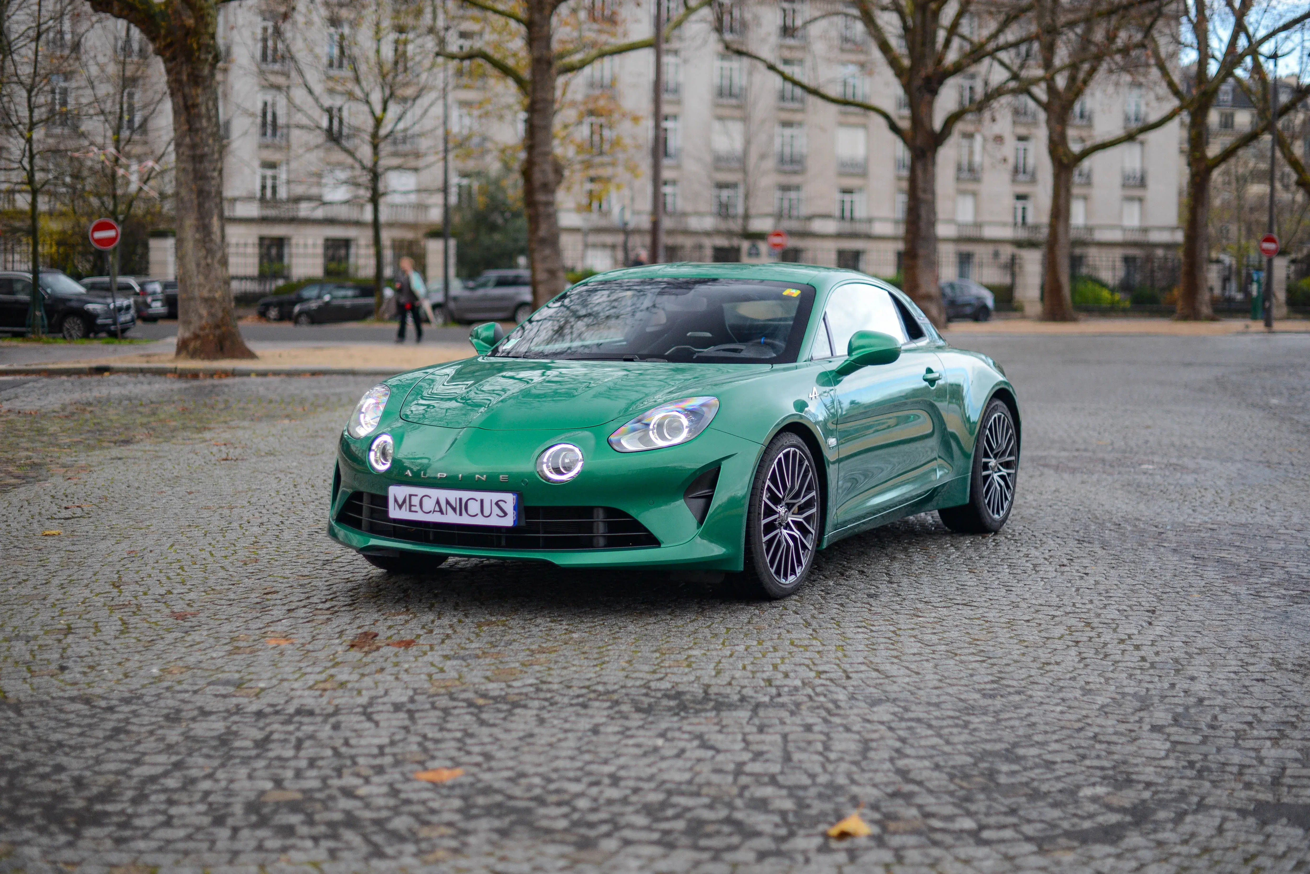 Alpine A110 Vert Emeraude Mecanicus Paris