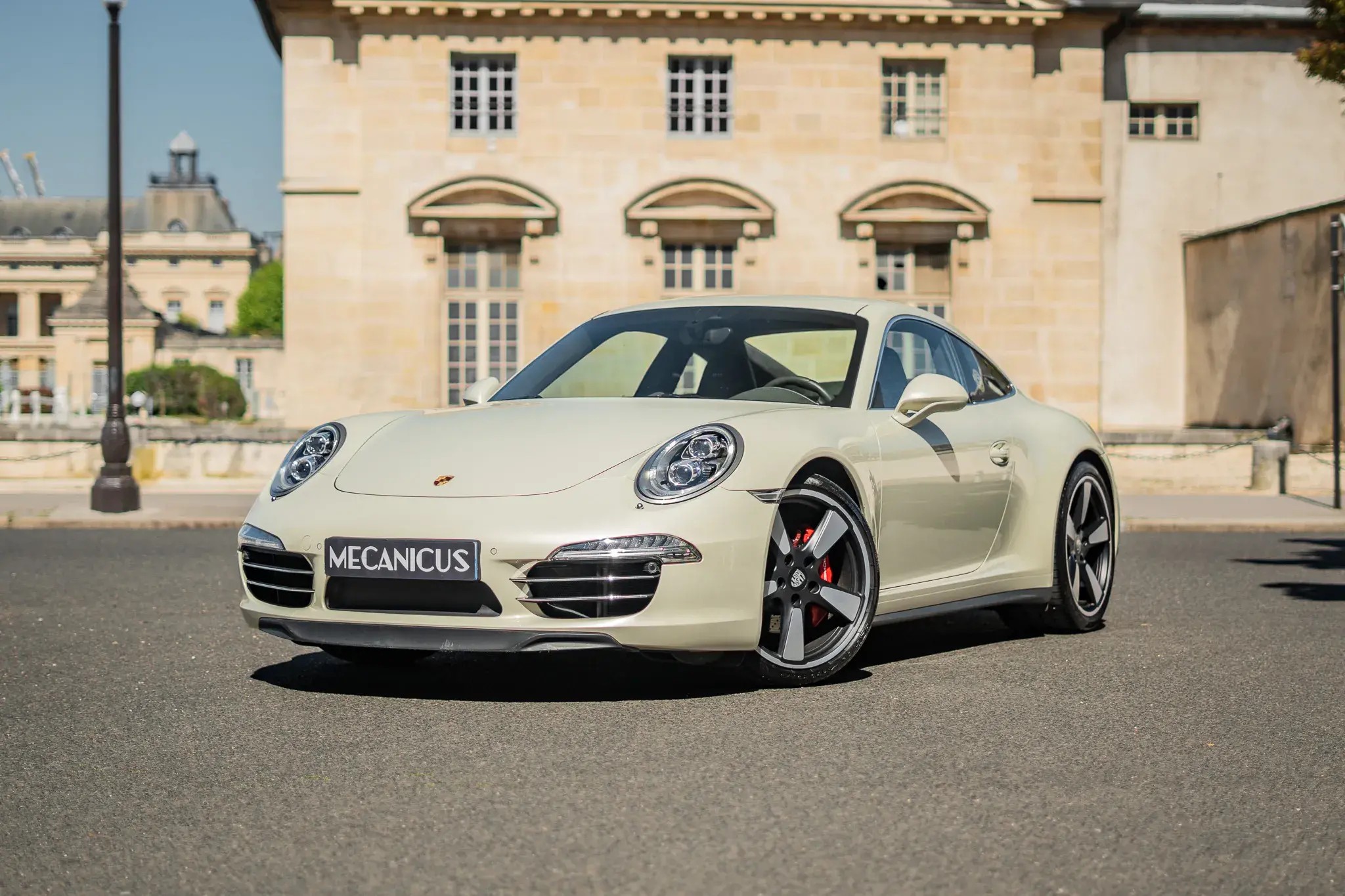 Porsche 911 991.1 Carrera S 50e Anniversaire Gris Jeyser Métallisé Mecanicus Paris